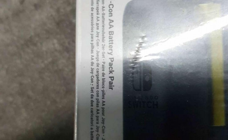 joy-con-aa-battery-pack-big-0