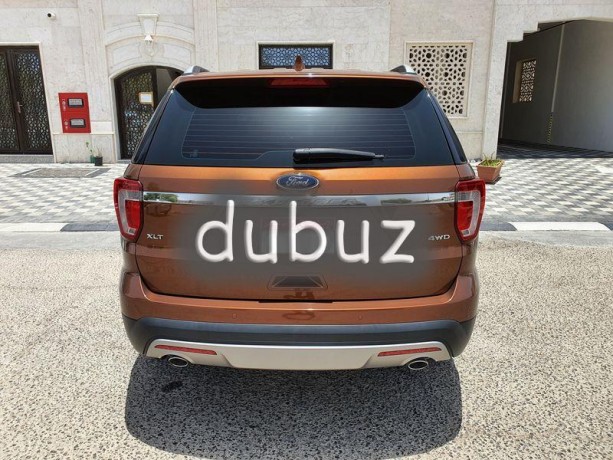 ford-explorer-2017-as-new-under-warranty-big-8