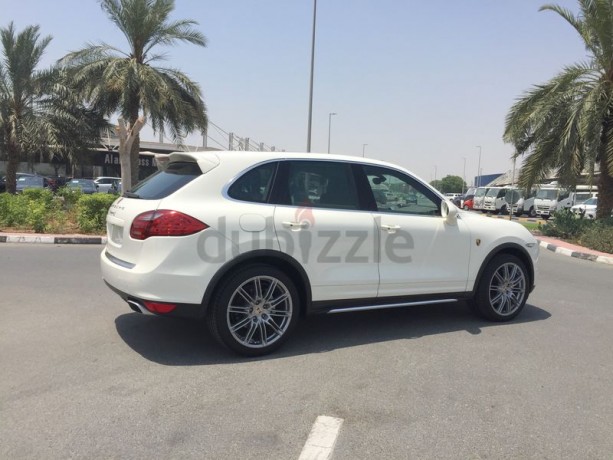 porsche-cayenne-s-2011-full-service-by-porsche-big-0