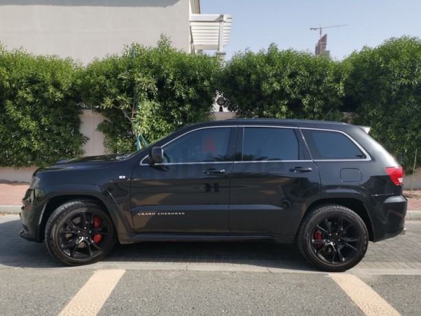 2012-jeep-srt-low-mileage-well-maintained-big-8