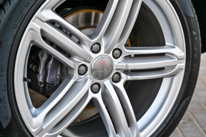 aed-1939-per-month-0-dp-audi-q7-good-condition-fully-loaded-big-14