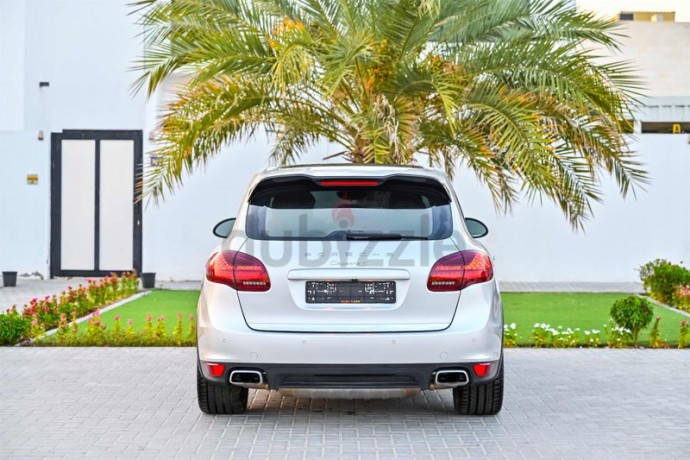 aed-2135-per-month-0-dp-porsche-cayenne-s-hybrid-fully-loaded-big-18