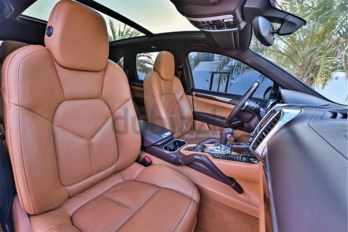 aed-2135-per-month-0-dp-porsche-cayenne-s-hybrid-fully-loaded-big-3