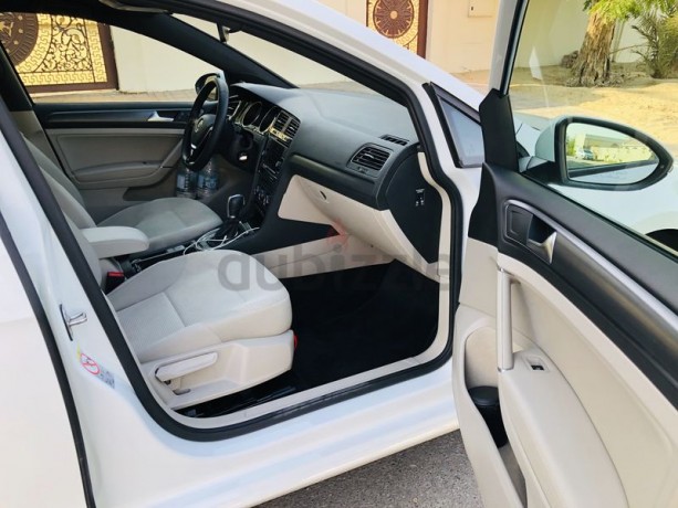 volkswagen-golf-tsi-2018-gcc-with-perfect-service-history-no-accident-or-repaint-under-warranty-big-9