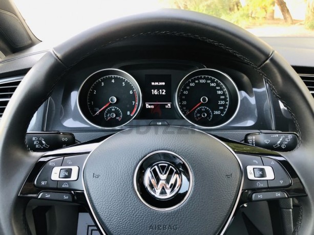 volkswagen-golf-tsi-2018-gcc-with-perfect-service-history-no-accident-or-repaint-under-warranty-big-8