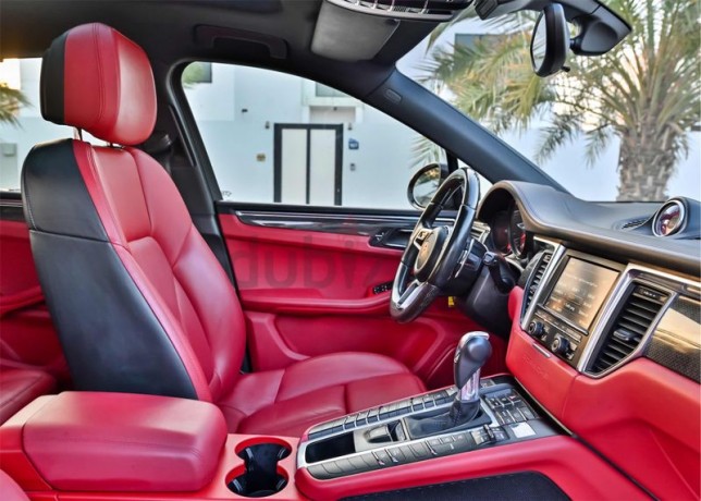 aed-2233-per-month-0-dp-porsche-macan-s-carbon-edition-spectacular-condition-big-4