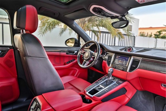aed-2233-per-month-0-dp-porsche-macan-s-carbon-edition-spectacular-condition-big-3