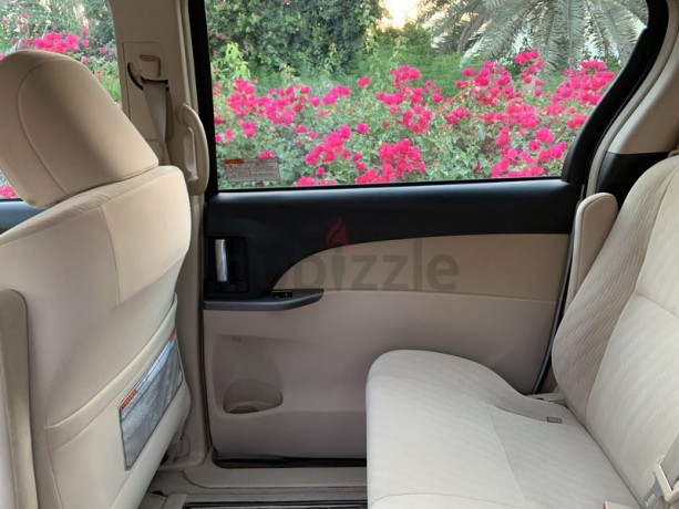 2017-toyota-previa-gcc-excellent-condition-big-8