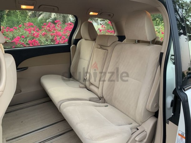 2017-toyota-previa-gcc-excellent-condition-big-7