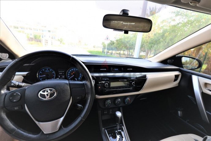 sport-limited-edition-warranty-from-alfuttaim-toyota-corolla-sport-20-lowkm-gcc-big-3
