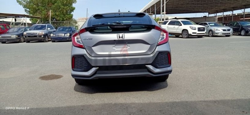 honda-civic-spor-2018-full-option-panoramic-roof-19390km-0down-payment-15-turbo-charge-4-slender-big-9