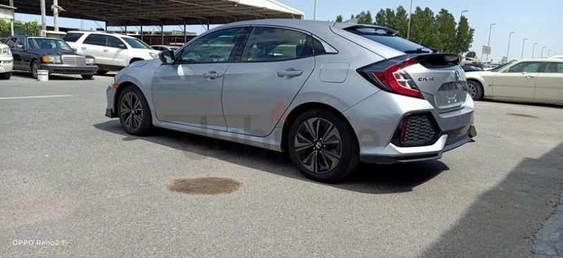 honda-civic-spor-2018-full-option-panoramic-roof-19390km-0down-payment-15-turbo-charge-4-slender-big-7
