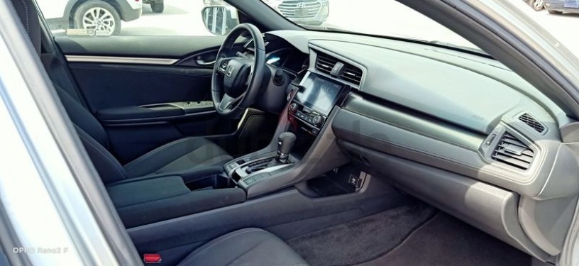 honda-civic-spor-2018-full-option-panoramic-roof-19390km-0down-payment-15-turbo-charge-4-slender-big-1