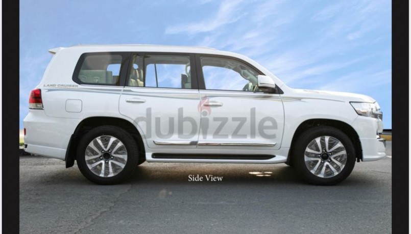 toyota-land-cruiser-vxs-57l-2019-big-15