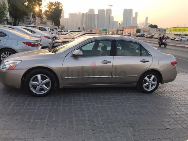 honda-accord-gcc-fully-automatic-option-one-super-clean-car-lower-mileage-big-12