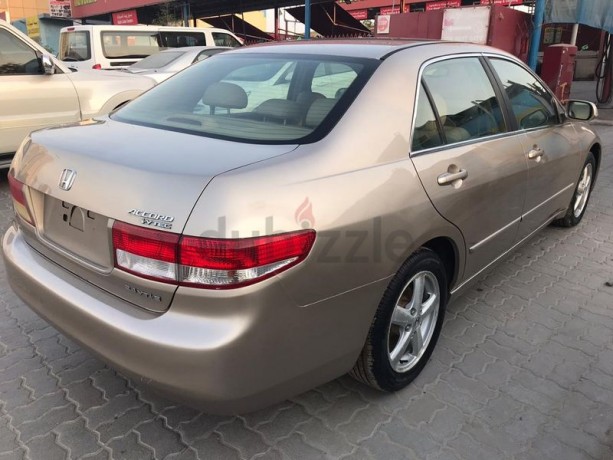 honda-accord-gcc-fully-automatic-option-one-super-clean-car-lower-mileage-big-11