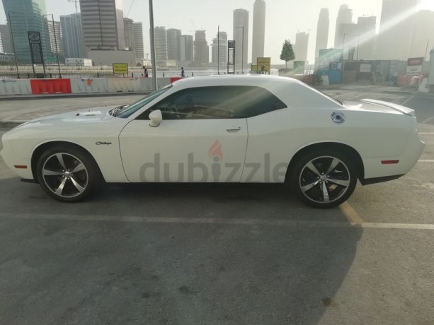 dodge-challenger-rt-v8-57l-gcc-specs-big-4