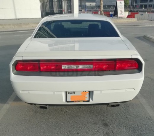 dodge-challenger-rt-v8-57l-gcc-specs-big-0