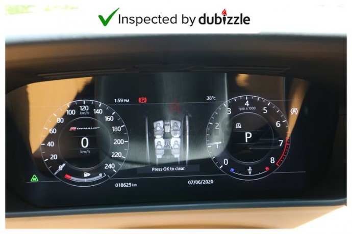 aed4007month-2018-land-rover-range-rover-velar-p300-hse-20l-full-land-rover-service-gcc-big-0