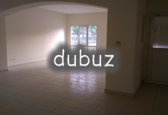 vacant-l-4br-type-14-corner-plot-near-lake-big-14