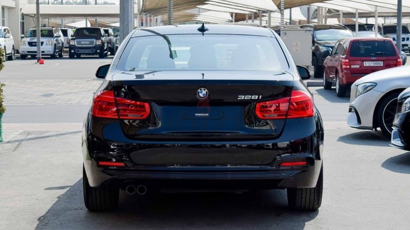 bmw-328i-2016-full-options-big-8