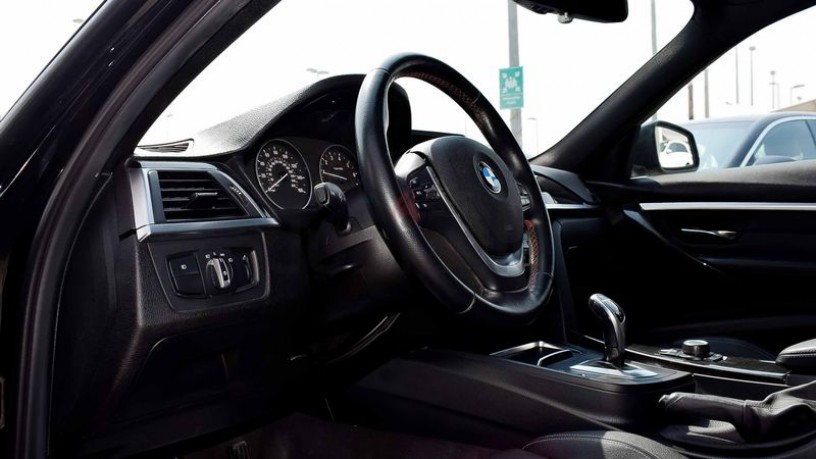 bmw-328i-2016-full-options-big-5