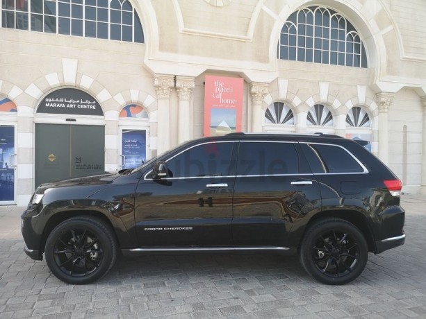 grand-cherokee-summit-v8-under-warranty-till-2021-with-full-service-history-at-agency-big-13