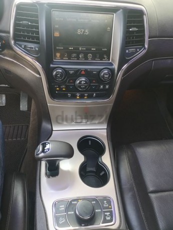 grand-cherokee-summit-v8-under-warranty-till-2021-with-full-service-history-at-agency-big-1