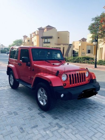 immaculate-2013-jeep-wrangler-sahara-big-7
