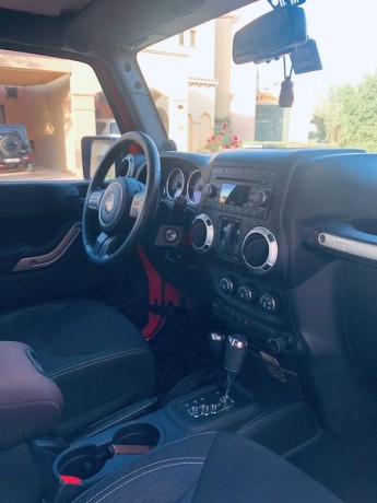 immaculate-2013-jeep-wrangler-sahara-big-1