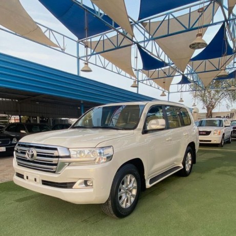 land-cruiser-2017-gcc-v6-full-options-exr-land-krozr-khlyjy-6-slndr-bhalh-alokalh-big-13