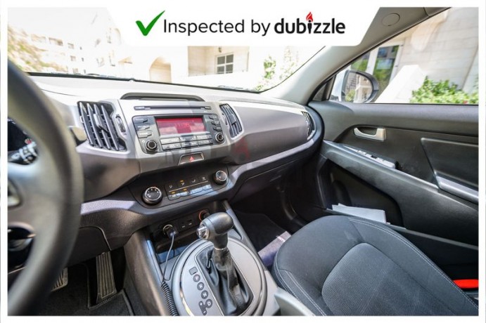aed764month-2015-kia-sportage-20l-full-kia-service-history-gcc-specs-big-4