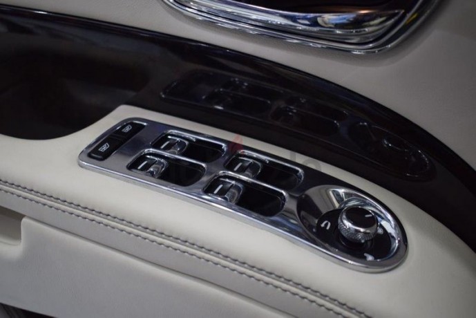 bentley-mulsanne-2017-long-wheel-base-german-specs-two-years-warranty-big-5