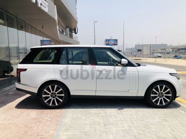 range-rover-vogue-hse-gcc-specs-big-7