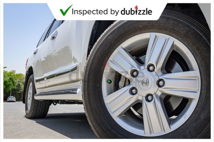 deposit-taken-2014-toyota-land-cruiser-gxr-40l-full-toyota-service-history-8-seater-gcc-big-7