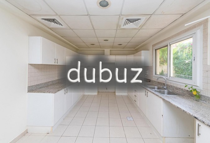 vacant-beautiful-upgraded-4-bedroom-hot-deal-big-8