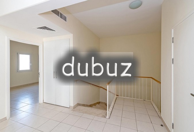 vacant-beautiful-upgraded-4-bedroom-hot-deal-big-7