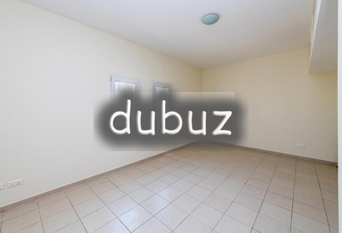 vacant-beautiful-upgraded-4-bedroom-hot-deal-big-0