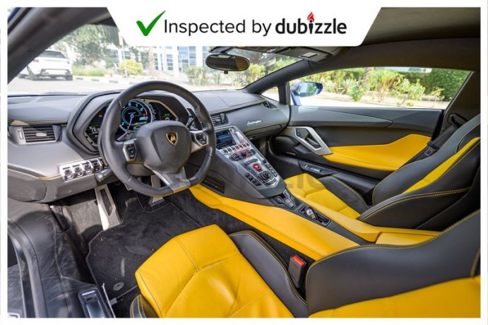 aed14629month-2015-lamborghini-aventador-lp700-4-full-lamborghini-service-history-gcc-big-6