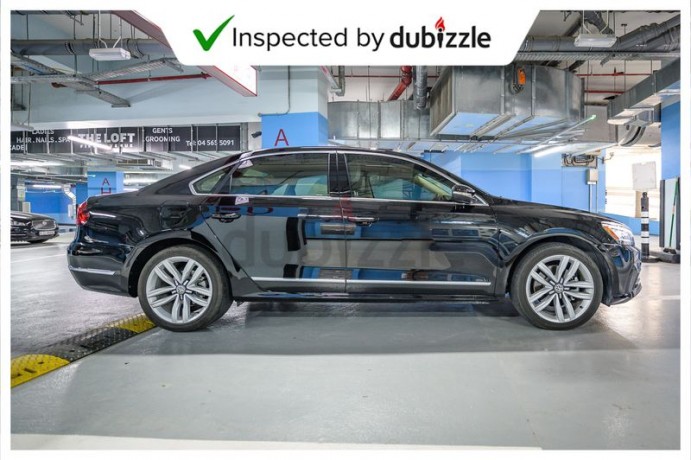 aed1258month-2016-volkswagen-passat-sel-facelift-25l-full-volkswagen-service-history-gcc-big-9