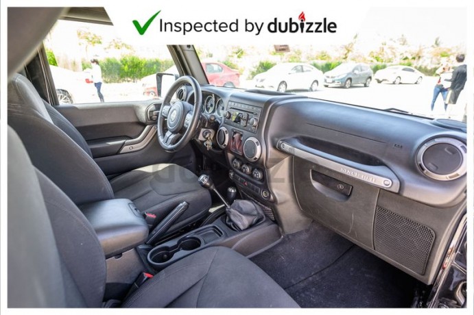 aed1144month-2015-jeep-wrangler-sport-36l-full-service-history-gcc-specs-big-4