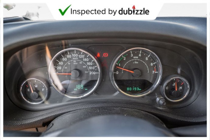 aed1144month-2015-jeep-wrangler-sport-36l-full-service-history-gcc-specs-big-0