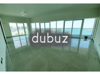 Stunning Spacious Unit with Mesmerizing Sea View!