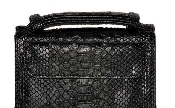a-hand-bags-in-al-ain-is-available-for-sale-big-18
