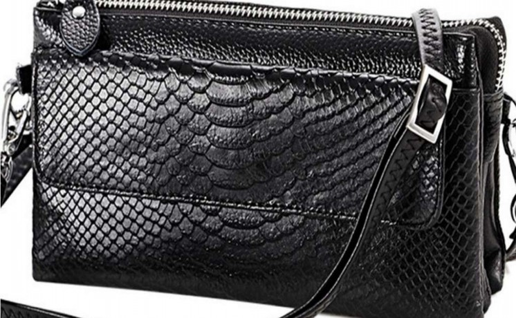 a-hand-bags-in-al-ain-is-available-for-sale-big-13