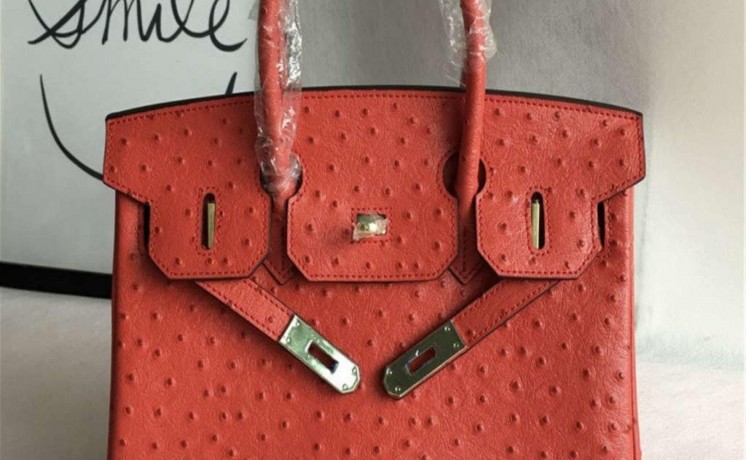 a-hand-bags-in-al-ain-is-available-for-sale-big-5