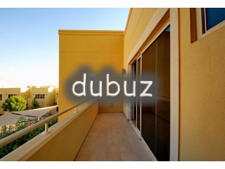 ★Exceptional High End & Modern TH + Pvt Garden★