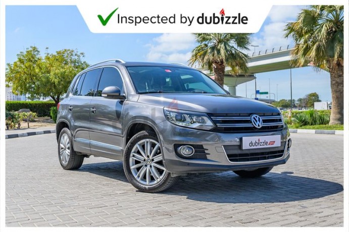 aed1435month-2013-volkswagen-tiguan-tsi-20l-full-service-history-gcc-specs-big-11