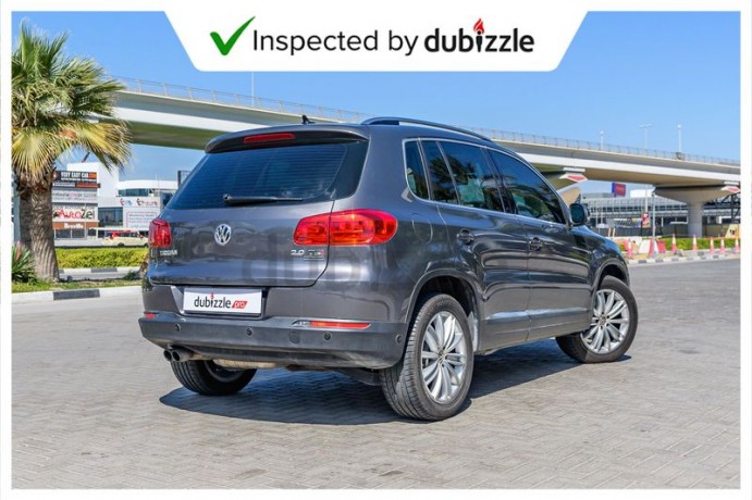 aed1435month-2013-volkswagen-tiguan-tsi-20l-full-service-history-gcc-specs-big-7