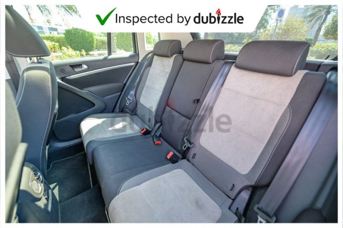 aed1435month-2013-volkswagen-tiguan-tsi-20l-full-service-history-gcc-specs-big-2